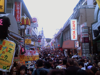 ここ混み合ってます!_b0099190_20365159.jpg