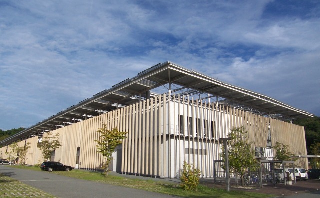 近未来都市の庁舎 播磨科学公園都市 Yumily Sketch 近未来都市の庁舎 播磨科学公園都市 Yumily Sketch