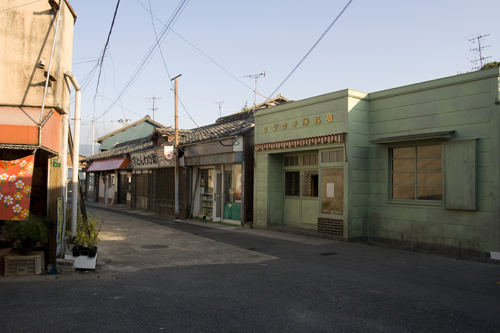 福岡県糟屋郡志免町「大正町商店街」_a0096313_1146166.jpg