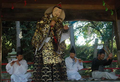 子神（ねのかみ）神社の神楽　2008.10.13　甲斐市大久保_c0162844_711191.jpg