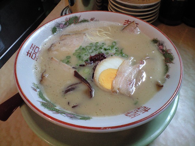 博多天神とんこつラーメン 虎と龍@姫路_f0051283_10482915.jpg
