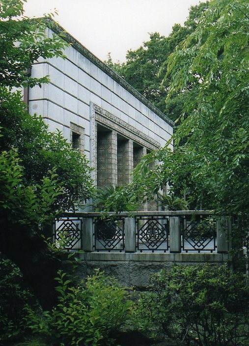 東京・飛鳥山公園の青淵文庫(大正モダン建築探訪)_f0142606_151494.jpg