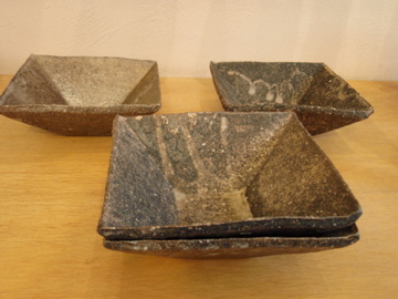 尾形アツシ陶展_b0132442_17302545.jpg