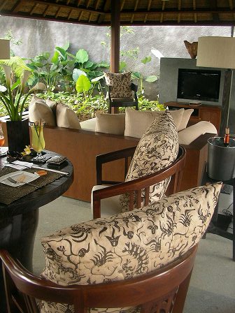 Kayumanis Ubud Deluxe Private Villa ～Villa BILE～_a0074049_20225558.jpg