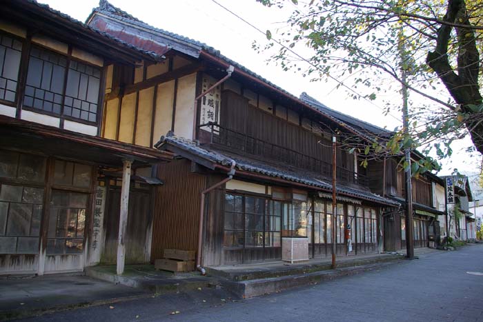 1軒で4つの郷愁アイテムを持つ町家_f0130879_2333197.jpg