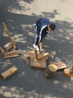 V。_a0045293_18133910.jpg