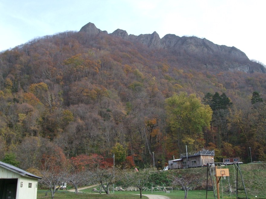 792）　登山　「八剣山　４９８ｍ　中央口コースから西口コースへ下山」　2008年10月23日・木曜日　曇り_f0126829_21555373.jpg