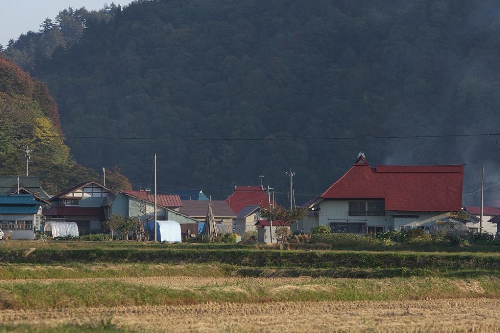 奥会津に紅葉を求めて・・・＜7＞　田子倉湖から金山周辺・・・_e0143883_18134149.jpg