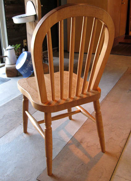 木の椅子　２点_f0171785_1622431.jpg
