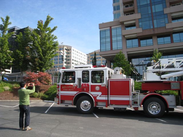 SEA FIRE FIGHTER in BELLEVUE_c0167798_602084.jpg