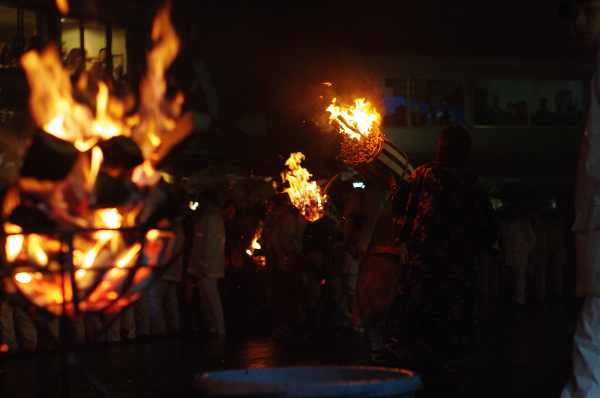 鞍馬の火祭り_e0132243_2149032.jpg