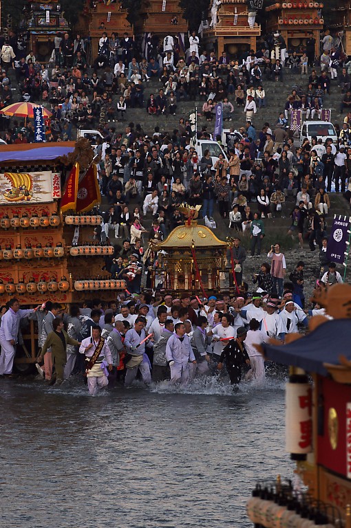 西条祭その８　川入り１　20081016_a0050572_2321945.jpg