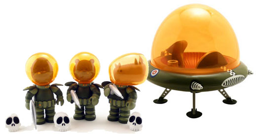 IWG Astro Krieg Figures and Flying Saucer (Eco Green)_e0118156_2342086.jpg