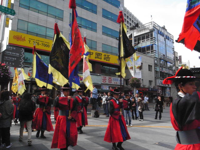 ３日目、韓国らしい伝統儀式を見る_d0125874_21251040.jpg