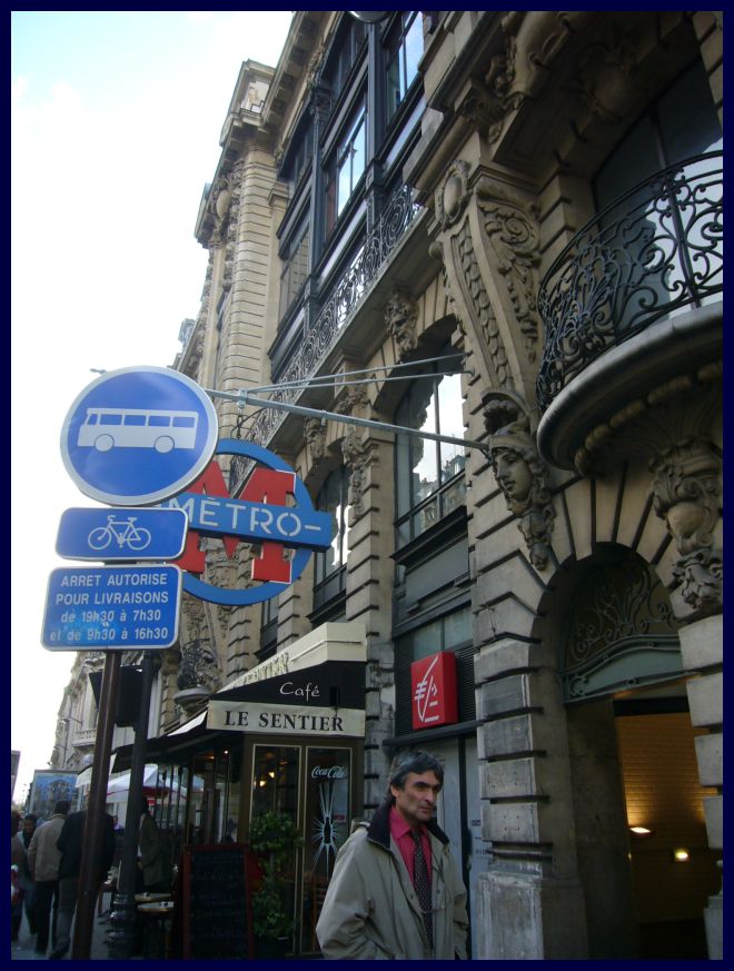 ■パリのメトロ(PARIS)_a0012223_10252561.jpg