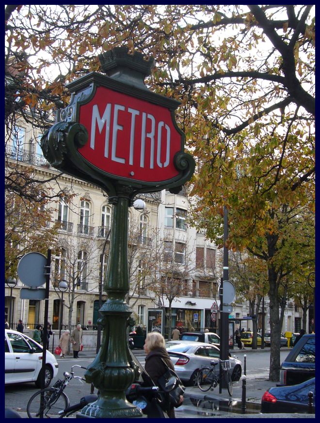 ■パリのメトロ(PARIS)_a0012223_1029610.jpg