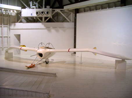 八谷和彦OpenSky展_e0118827_1417578.jpg