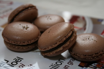 macaron chocolat_f0007587_1171667.jpg