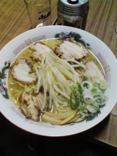 伝説のラーメン屋。_e0073385_22255984.jpg