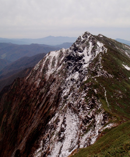 茂倉岳~谷川岳縦走2 氷と岩の尾根_c0177814_9192751.jpg