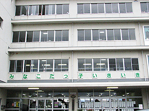 SEEDS & JAZZ-21 南小立野小学校「お届けコンサート」に出演!_e0118827_2141056.jpg
