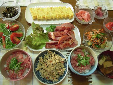 ねぎとろ丼★(^^♪・・・・・お昼ご飯_e0107171_555912.jpg