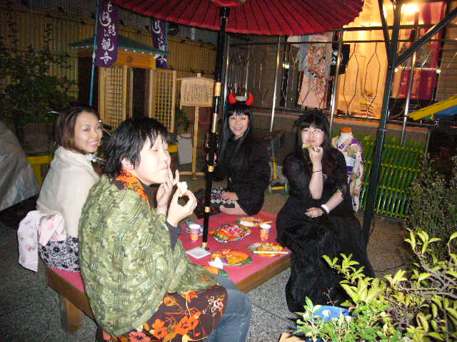 ハロゥインパーティー♪類友！？の巻き！_b0113990_0362629.jpg