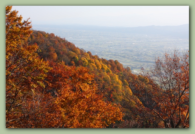 医王山・夕霧峠～太陽ヶ丘_f0079990_917896.jpg