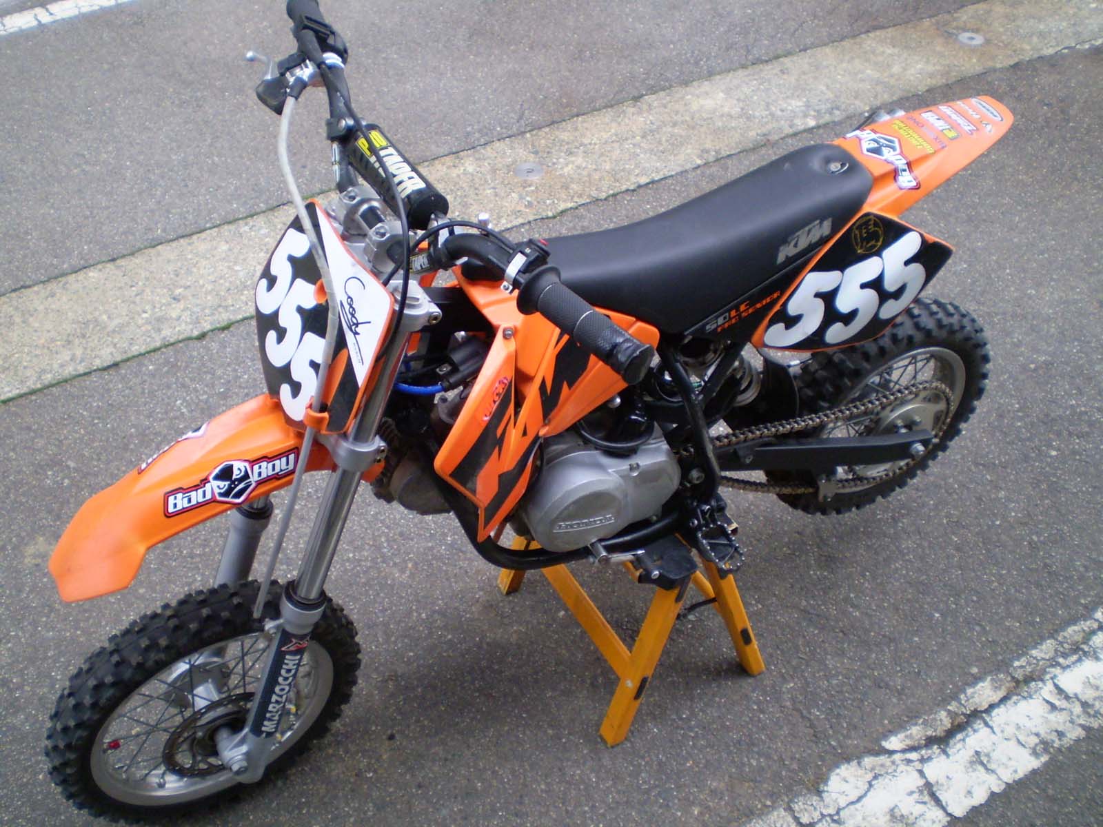 f0023916_2063461.jpg