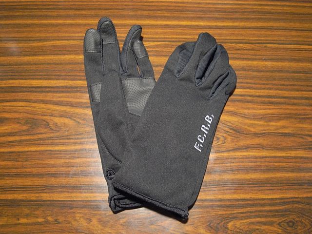F.C.R.B の GLOOVE。_c0079892_20511571.jpg