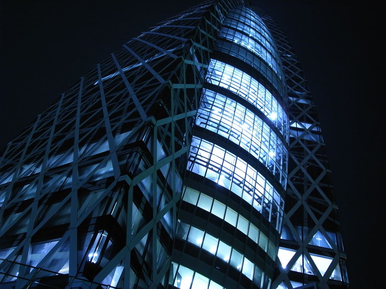 新宿西口コクーンタワー。_f0152825_2133330.jpg