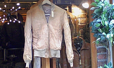 1万円着れる革ジャン! (トアウエスト神戸店・ビンテージ)_c0078587_13131559.jpg