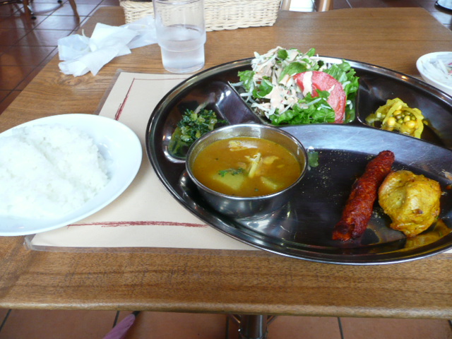 カレー屋さん_e0115541_10182078.jpg