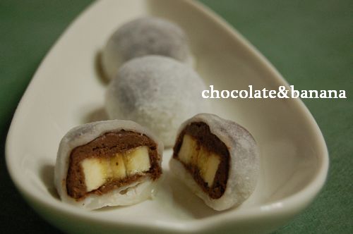 チョコバナナ&アップルカスタード大福♪_e0117436_23473932.jpg
