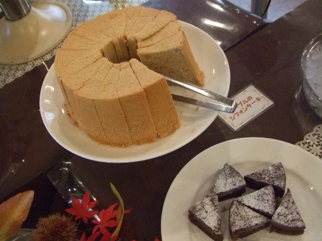 Cannery Row 岡崎店 秋のケーキバイキング C b ケーキバイキング ベーグルな日々 Cannery Row 岡崎店 秋のケーキバイキング C b ケーキバイキング ベーグルな日々