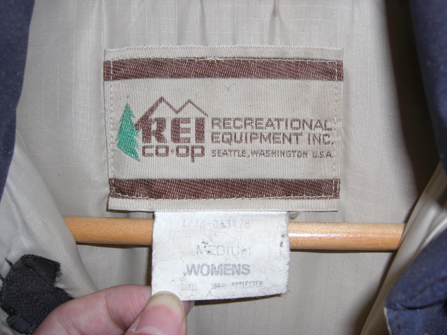 REI DOWNJACKET_b0141869_18453061.jpg