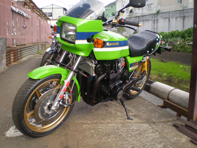 Z1100R  カスタム_c0110204_19381713.jpg