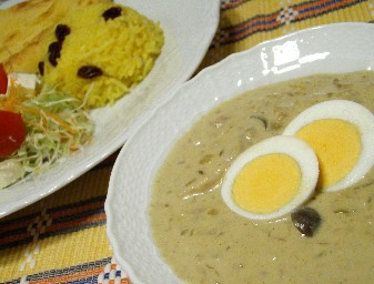 チキンコルマカレー_c0032256_1935195.jpg