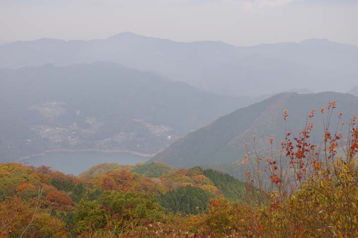 シリーズ：秋の利根川紀行―水源の森を訪ねて―第４回_c0014967_8475274.jpg
