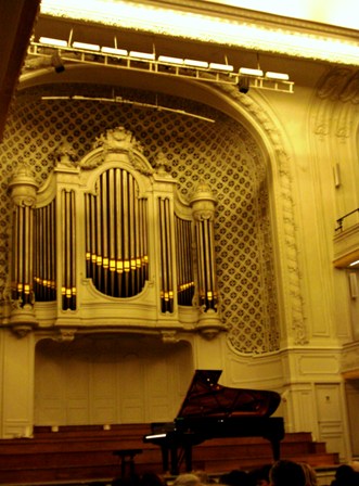 パリ8区のコンサートホール Salle Gaveau  サル・ガヴォー_c0086674_2039883.jpg