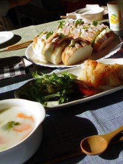 霧の後の晴れ・・・お呼ばれおうちかふぇ。_f0177295_9353898.jpg