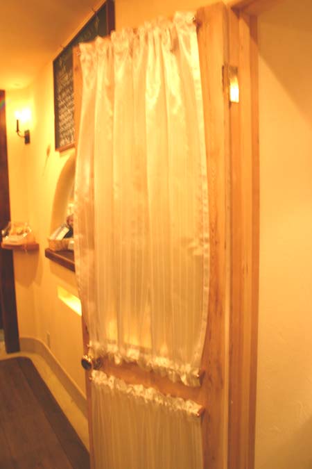京都市 パスタ&ピザ セモリナ内部 トイレ_e0074935_10261841.jpg