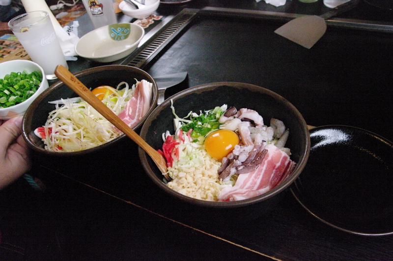 2008JOSF緑山11月定期戦は降雨中止でした...VOL2:お昼はお好み焼きで..._b0065730_23275472.jpg