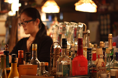 テントの居酒屋「SALA」_b0008655_059144.jpg
