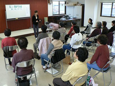 戸板いきいき健康教室（20年度⑤）肩こり・腰痛予防運動_b0114193_15591061.jpg