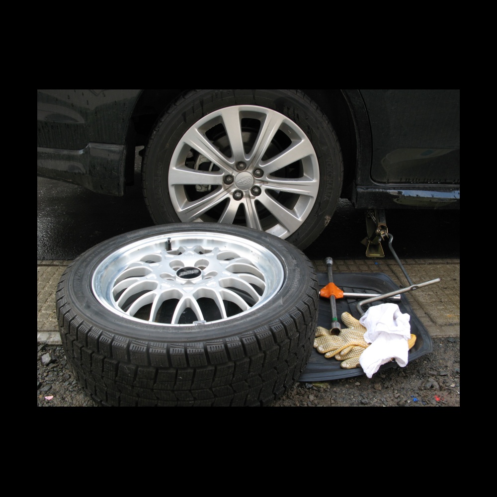 ～　TIRE EXCHANGE　～_b0115253_1433014.jpg