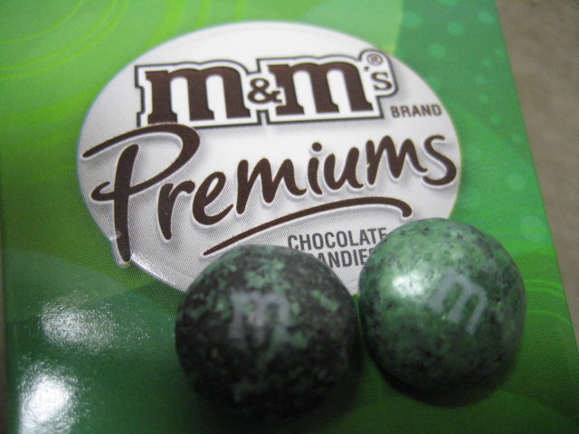 m&m\'s premiums mintchocolate_a0076262_22183373.jpg