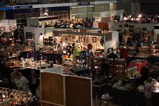 antiques fair_a0107981_39764.jpg