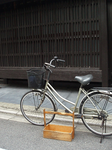 c0129702_14225326.gif