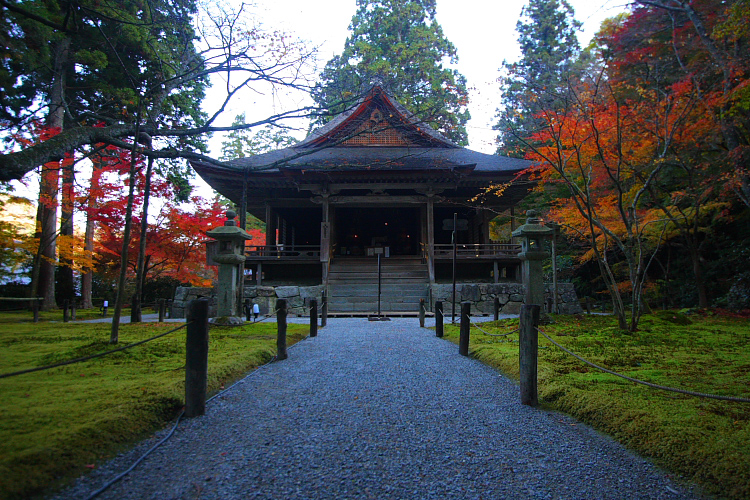三千院_e0051888_2155041.jpg
